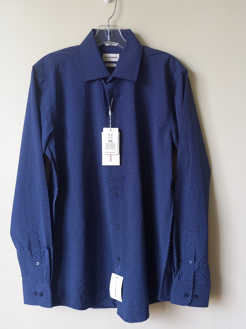 Lucky Brand 4 Way Stretch Moisture Wicking Wrinkle Restistant Temp Contol Shirt